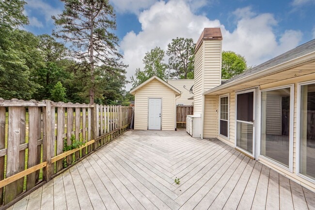 Building Photo - 2 Bedroom 2 Bath Townhouse in Crowfield Pl...