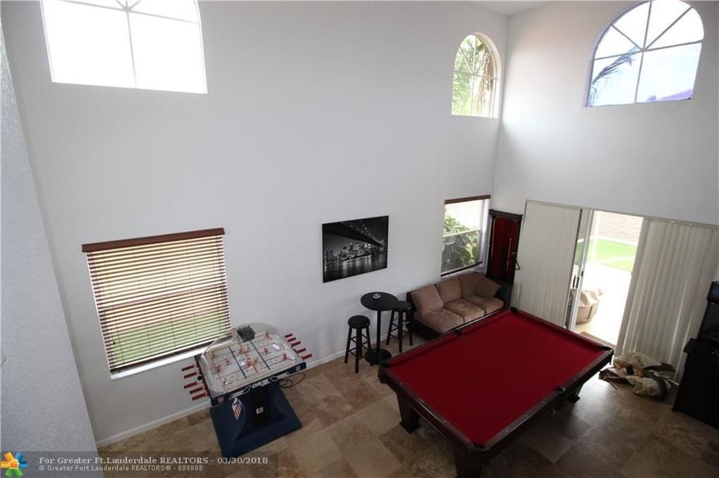 Building Photo - 11126 Harbour Springs Cir