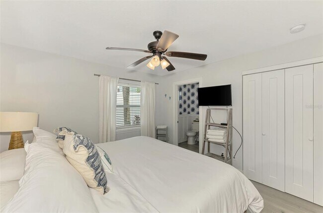 Building Photo - 1137 N Moonmist Ct
