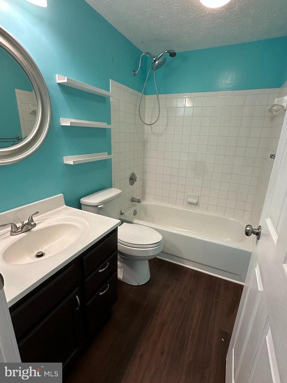 Building Photo - 4122 Maple Path Cir