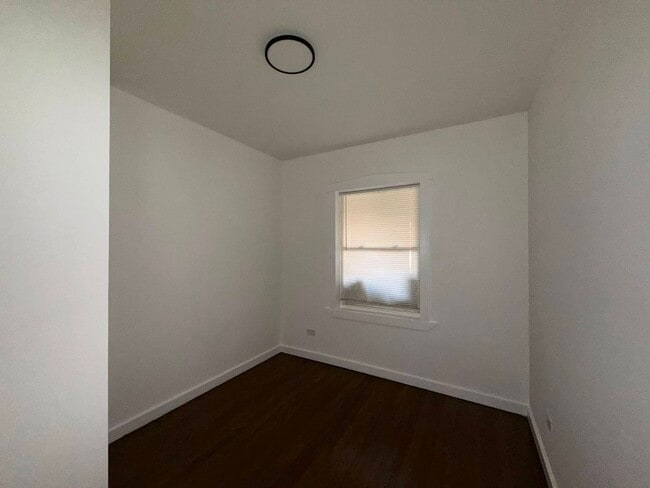Building Photo - 223 N Laporte Ave