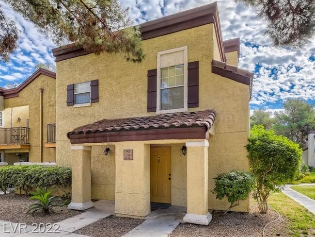 Primary Photo - 2801 N Rainbow Blvd