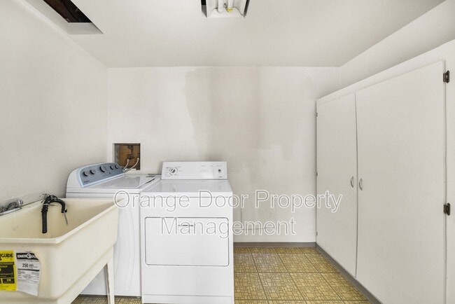 Building Photo - 13410 115th Ave NE