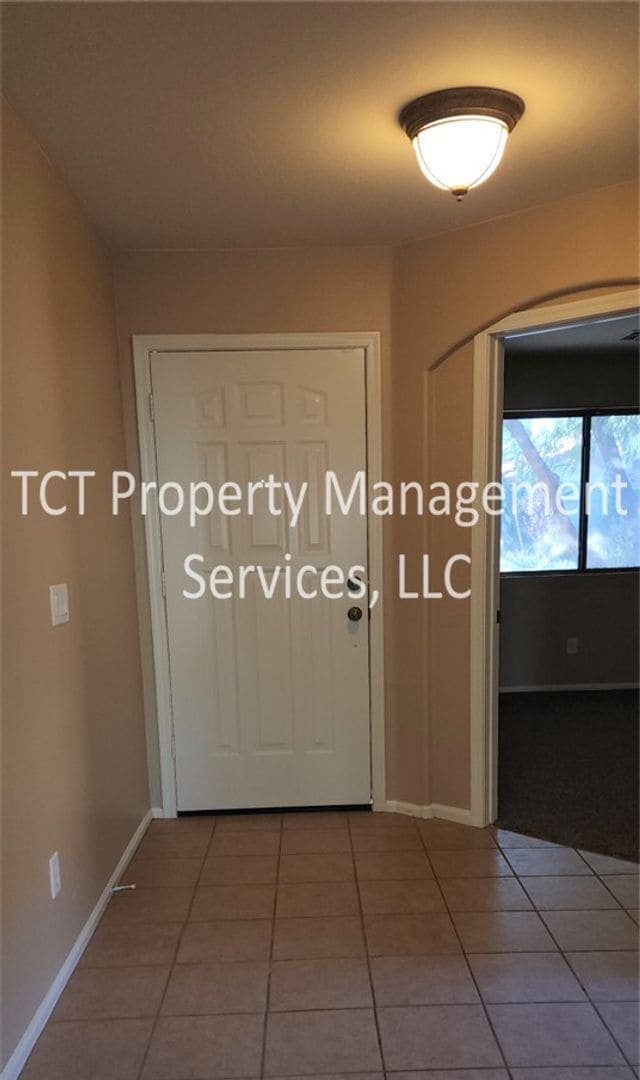 Building Photo - Spacious 4 bedroom in Johnson Ranch!