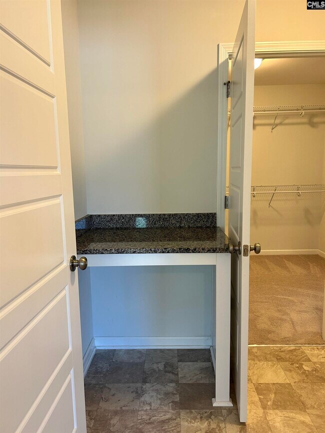 Building Photo - 309 Lanyard Ln