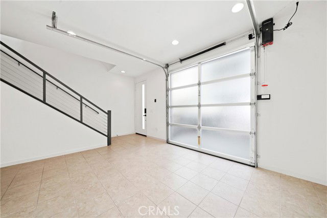 Building Photo - 1533 Sullivan Ave