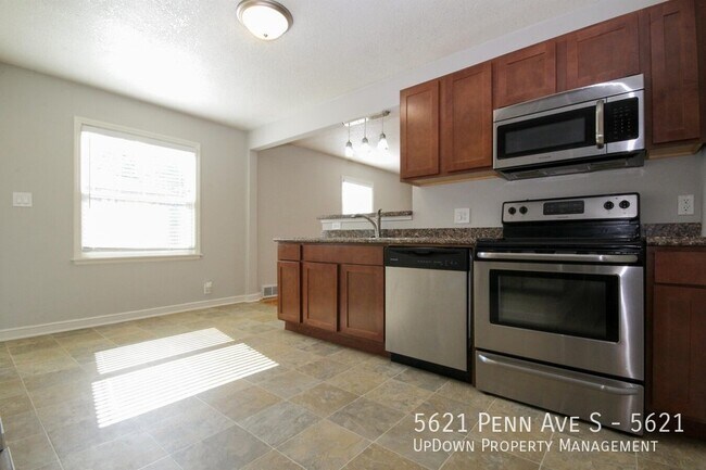 Building Photo - 5621 Penn Ave S