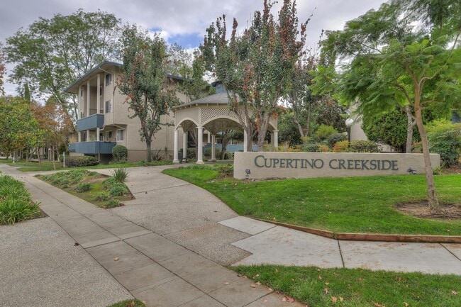 REMODELED 2 BR Condo for rent in Cupertino Top School District - 7150 Rainbow Dr