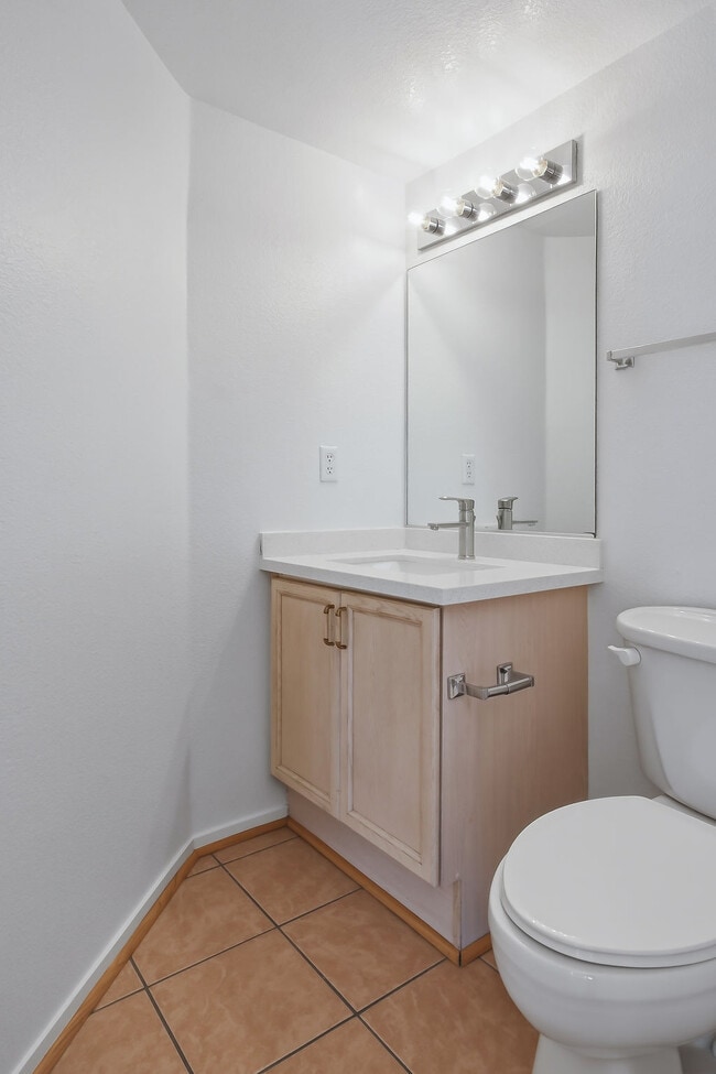 Building Photo - 2600 Autumn Blaze Ave