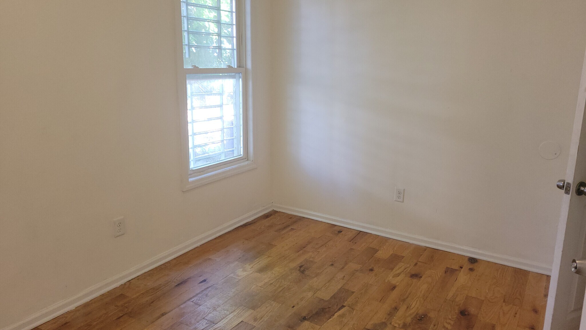 Bedroom 3 - 654 S 19th St
