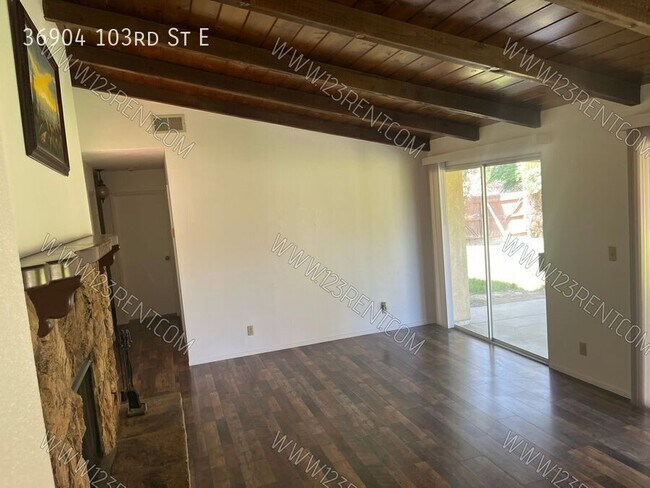 Building Photo - 36904 103rd St E