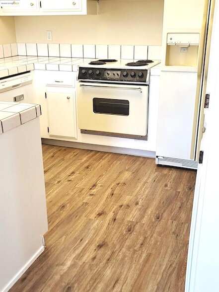 Building Photo - 817 Basalt Way