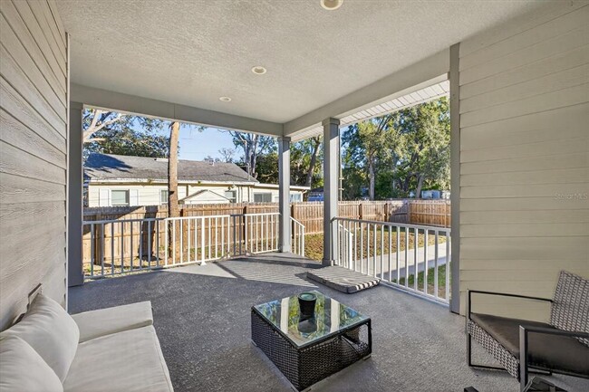 Building Photo - 115 E Broad St