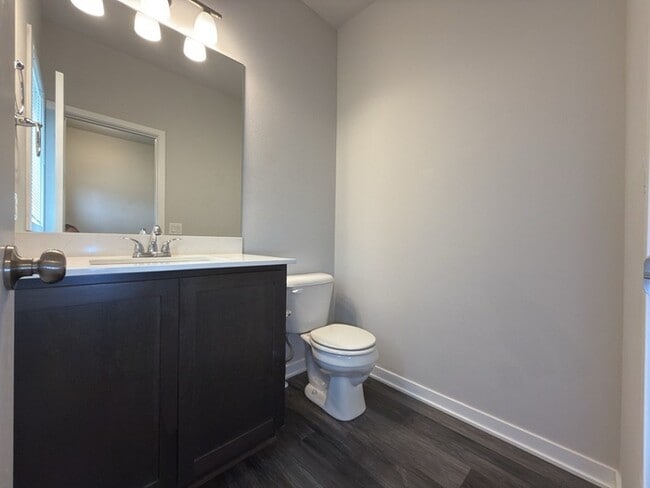 Building Photo - 15135 Bellflower Ln