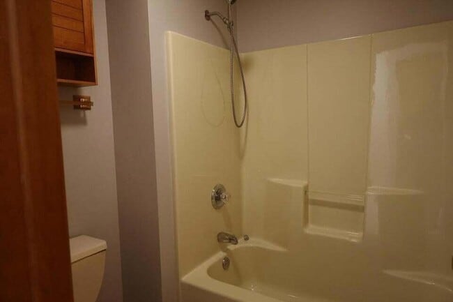 Building Photo - 8732 Madison St