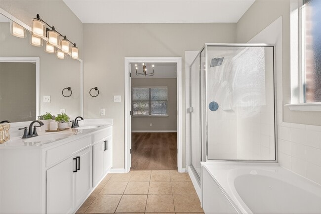 Building Photo - 14722 Palladio Dr