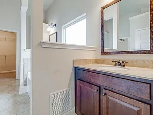 Building Photo - PRICE REDUCED!