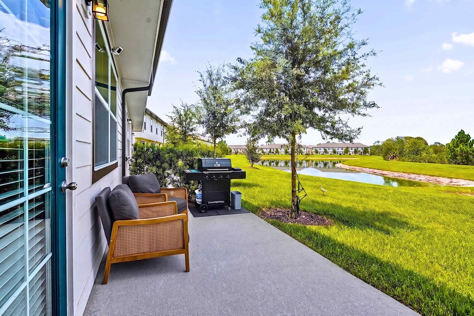 Building Photo - 638 Longboat Dr