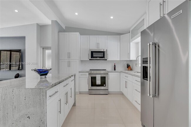 Building Photo - 8015 SW 136th St