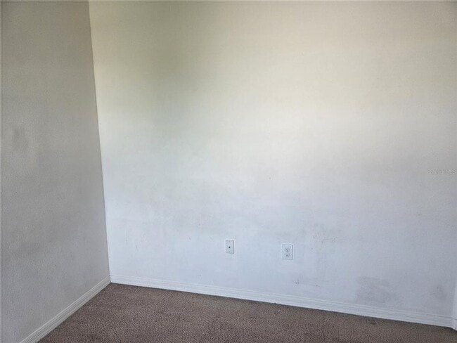 Building Photo - 5040 Beauclair St