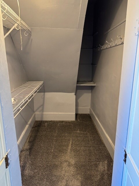 Building Photo - 482 Stella St