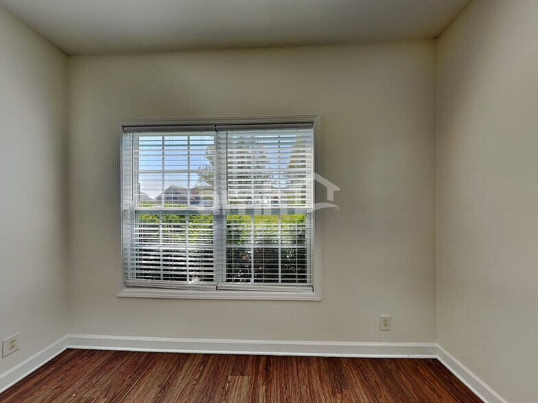 Building Photo - 3948 Justene Ct