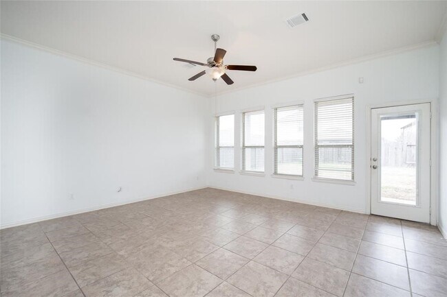 Building Photo - 6731 Trinity Trail Ln