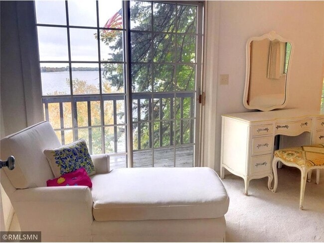 Building Photo - 44 Peninsula Rd