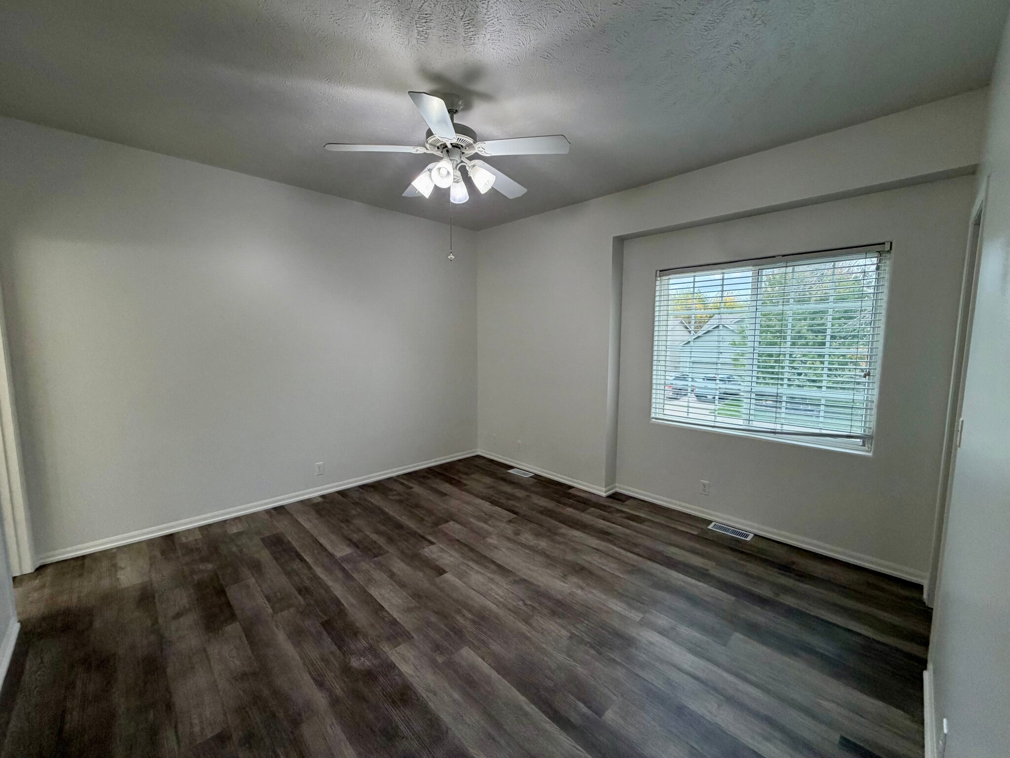 Building Photo - 4216 S 179th St