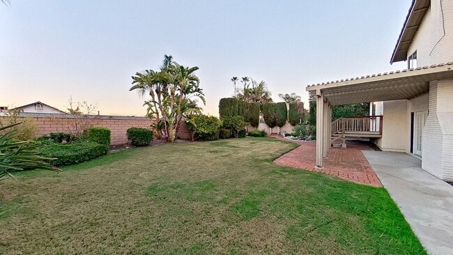 Building Photo - 5913 E Tiber Dr