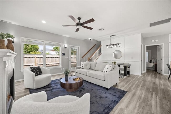 Building Photo - 748 Altaloma Ave