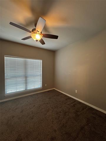 Building Photo - 250 Southlake Dr