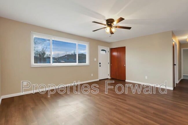 Building Photo - 2698 Kenny Ln