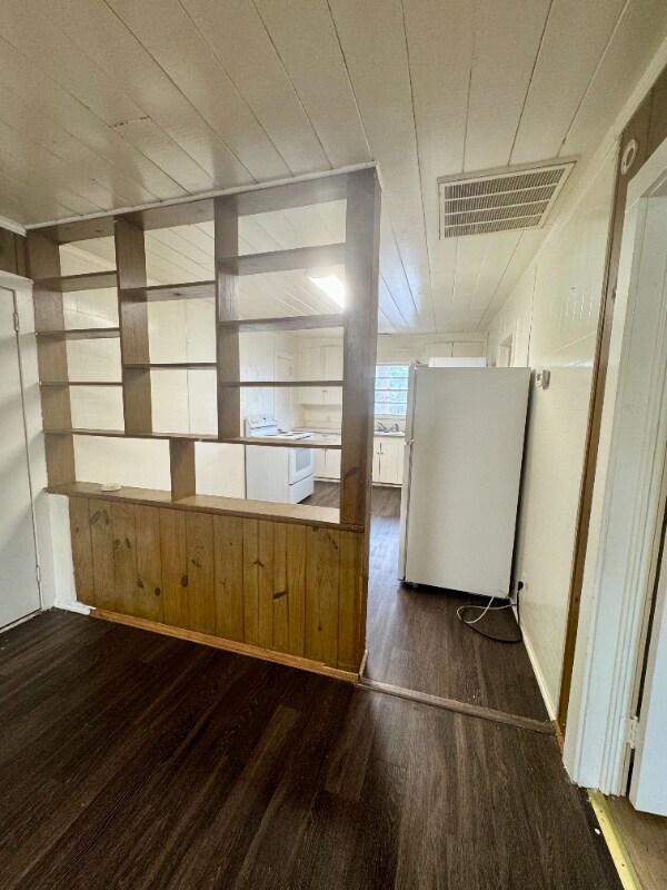 Building Photo - 7203 Porcher Dr