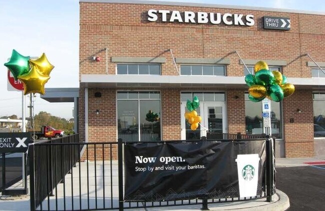 Building Photo - 118 Newman Ave