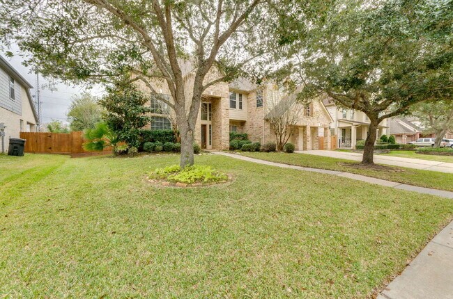 Building Photo - Spacious 5-Bedroom Home in Brazos Landing!
