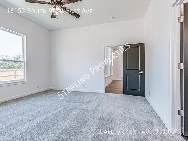 Building Photo - 16153 S 90th E Ave