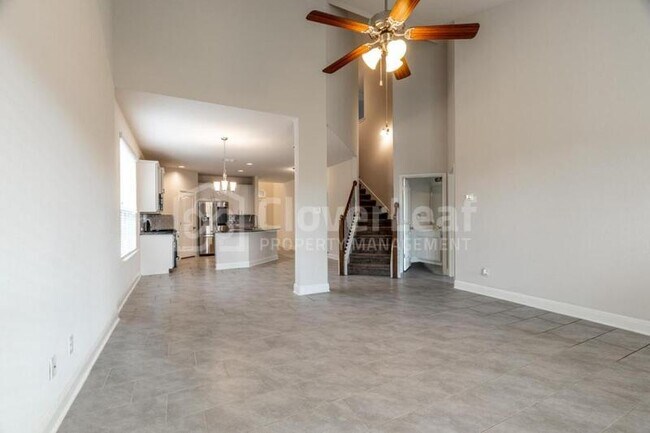 Building Photo - 6038 Akin Cir