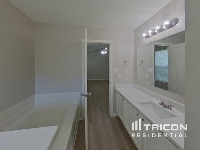 Building Photo - 5139 Timbertop Ln