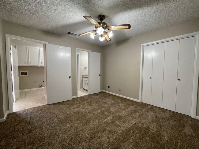 Building Photo - 4508 Mill Pond Ct