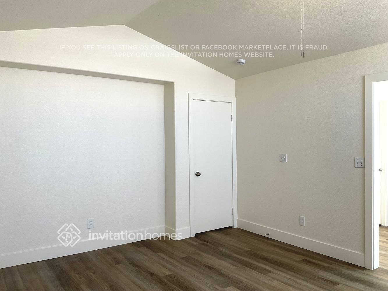 Building Photo - 8141 Shoreham St