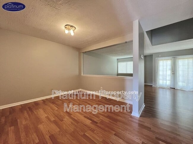 Building Photo - 63 Sandalwood Cir
