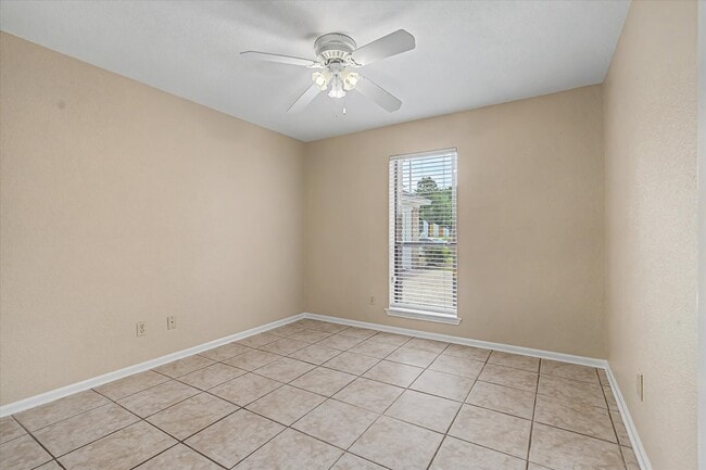 Building Photo - 7315 Foxside Ln