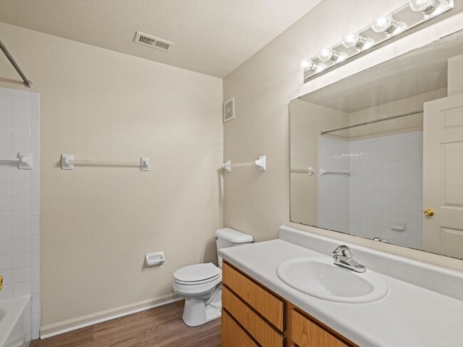 Building Photo - 3 Bedroom Limited Supply******Minutes from...