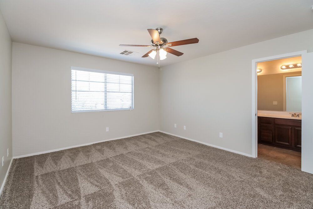 Building Photo - 2415 W Wrangler Way