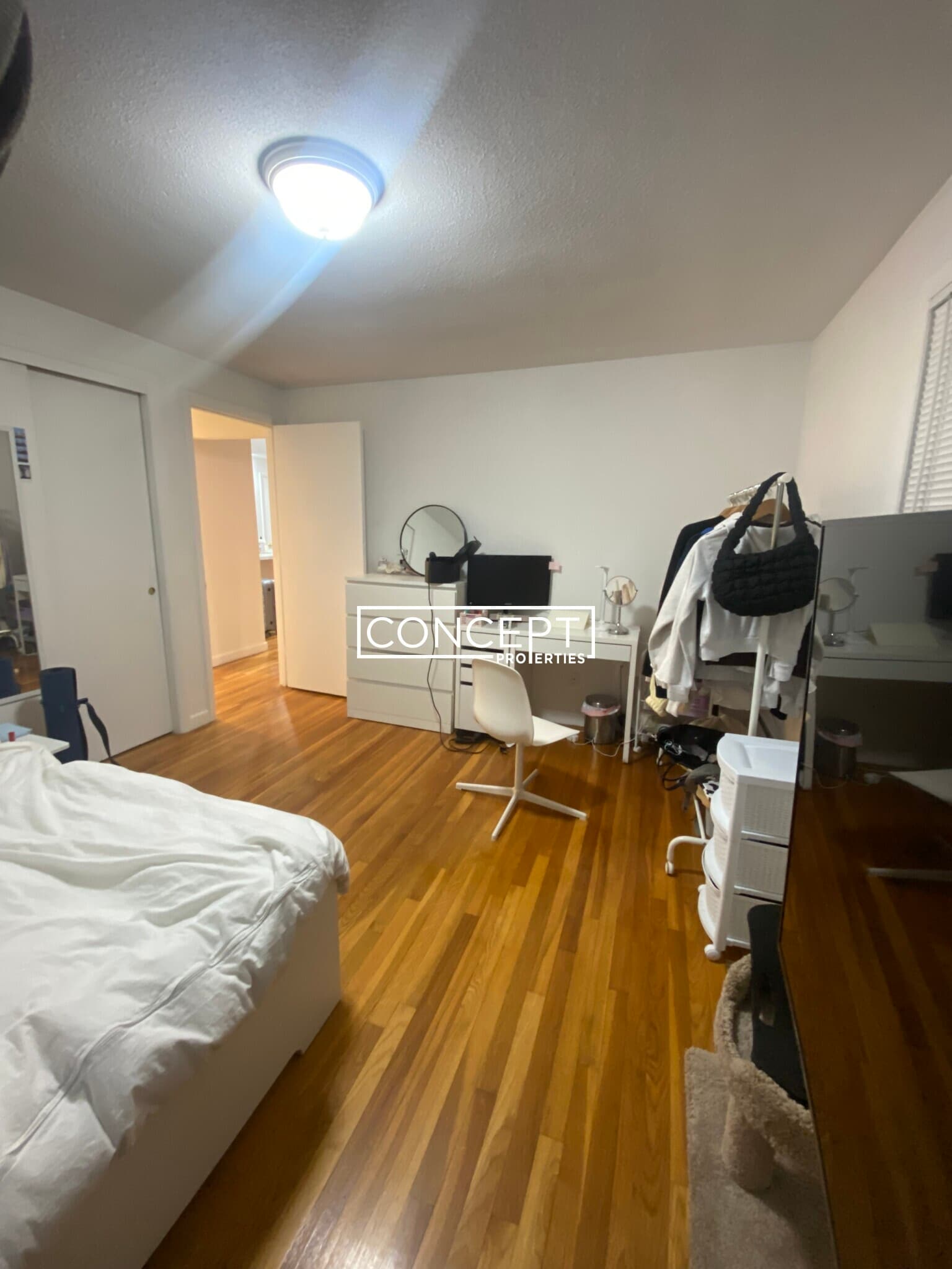 Building Photo - 50 Evergreen St