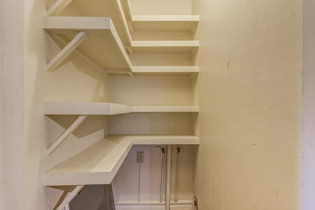 Building Photo - 2305 18th St