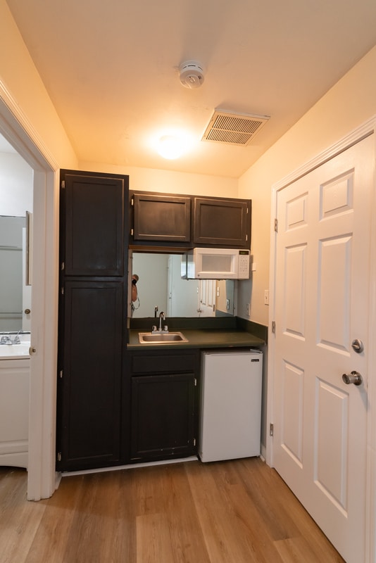 Building Photo - 285 E Harrison St