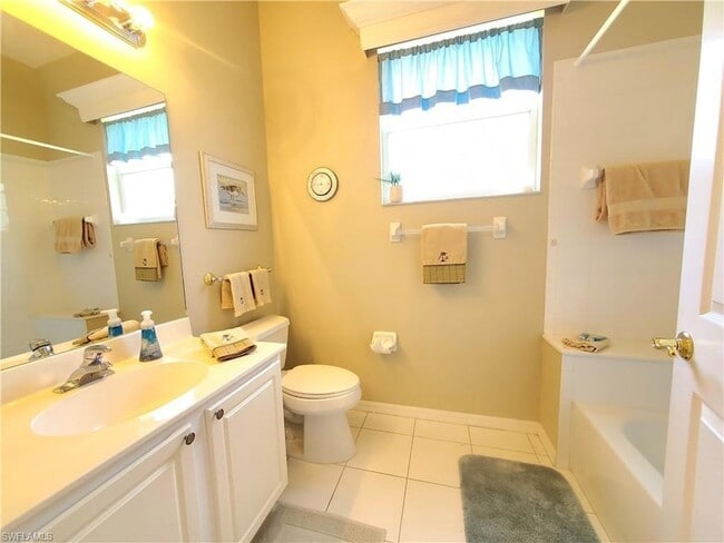 Building Photo - 1211 Chelmsford Ct