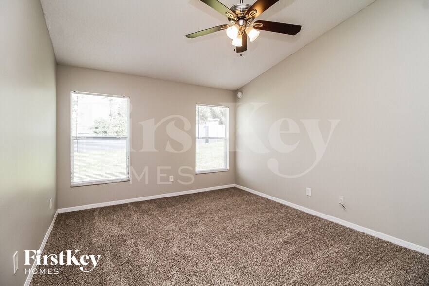 Building Photo - 7591 Groveoak Dr